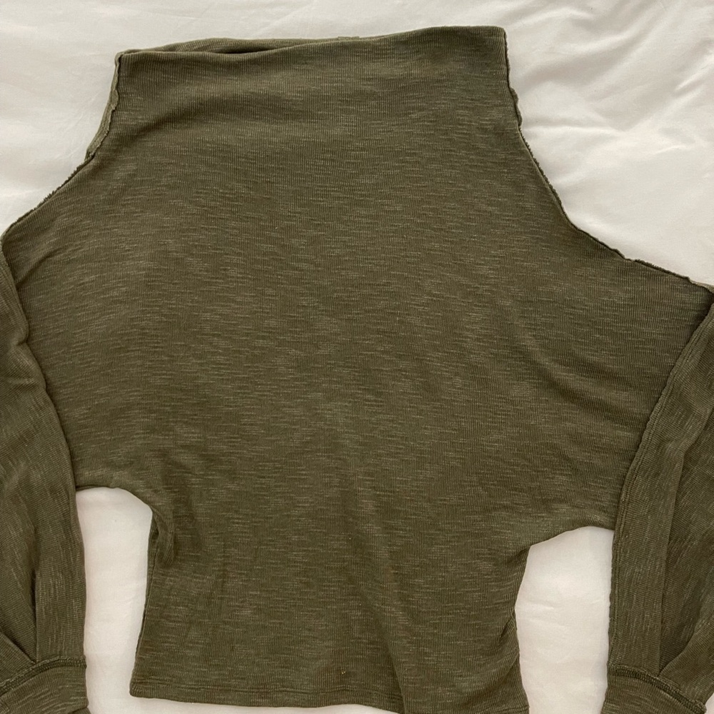 Free People - Off the shoulder Sweater